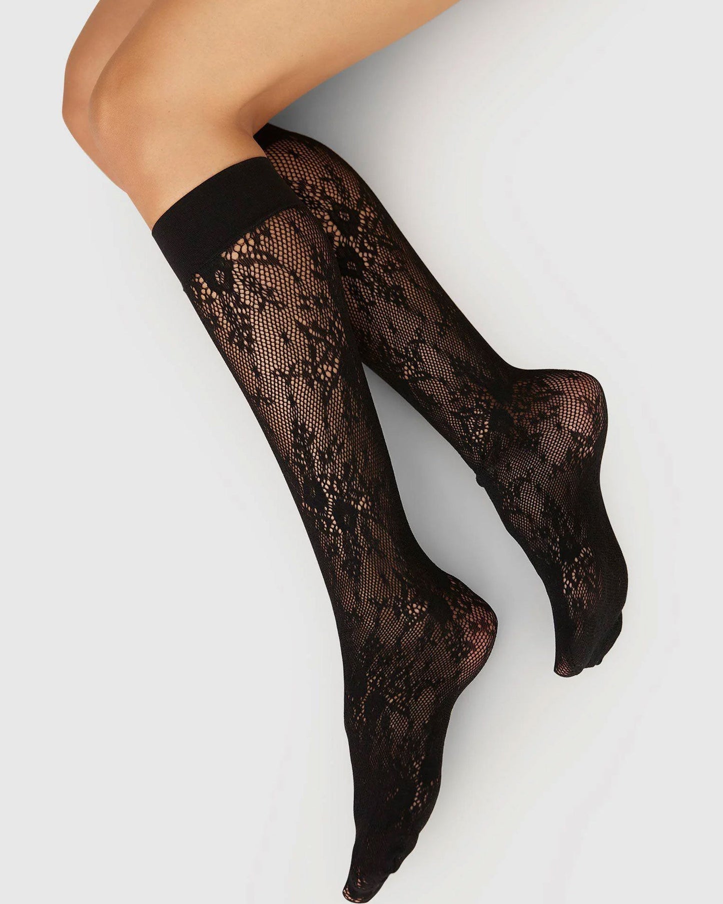 Rosa Lace Knee-Highs Black | UNDERLENA