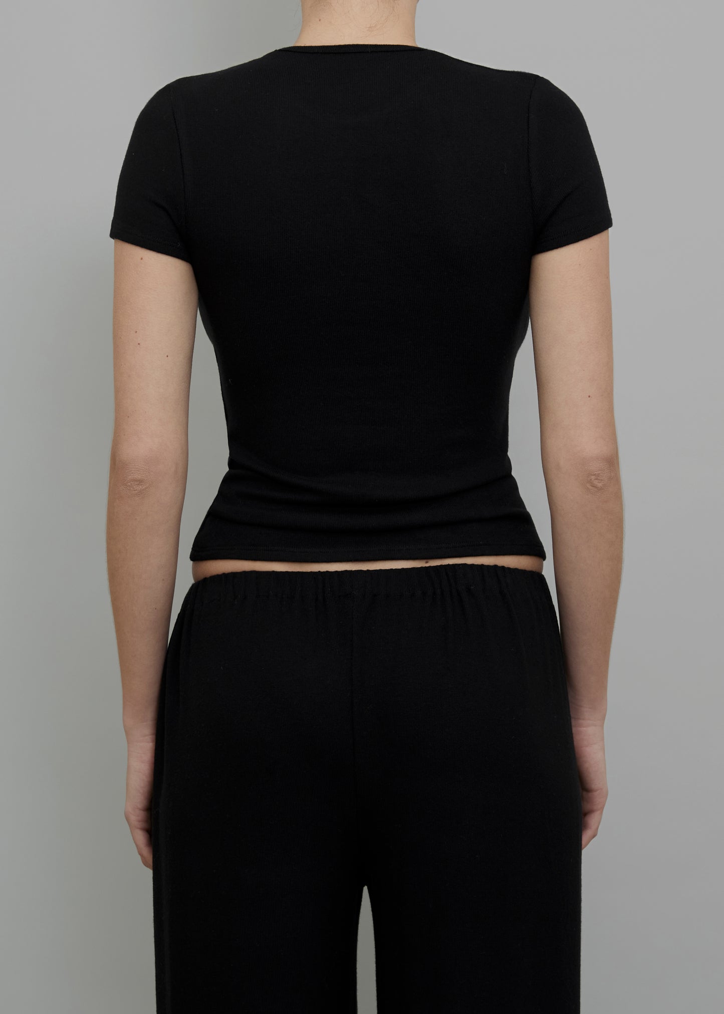 Brushed Hacci Baby Tee Black