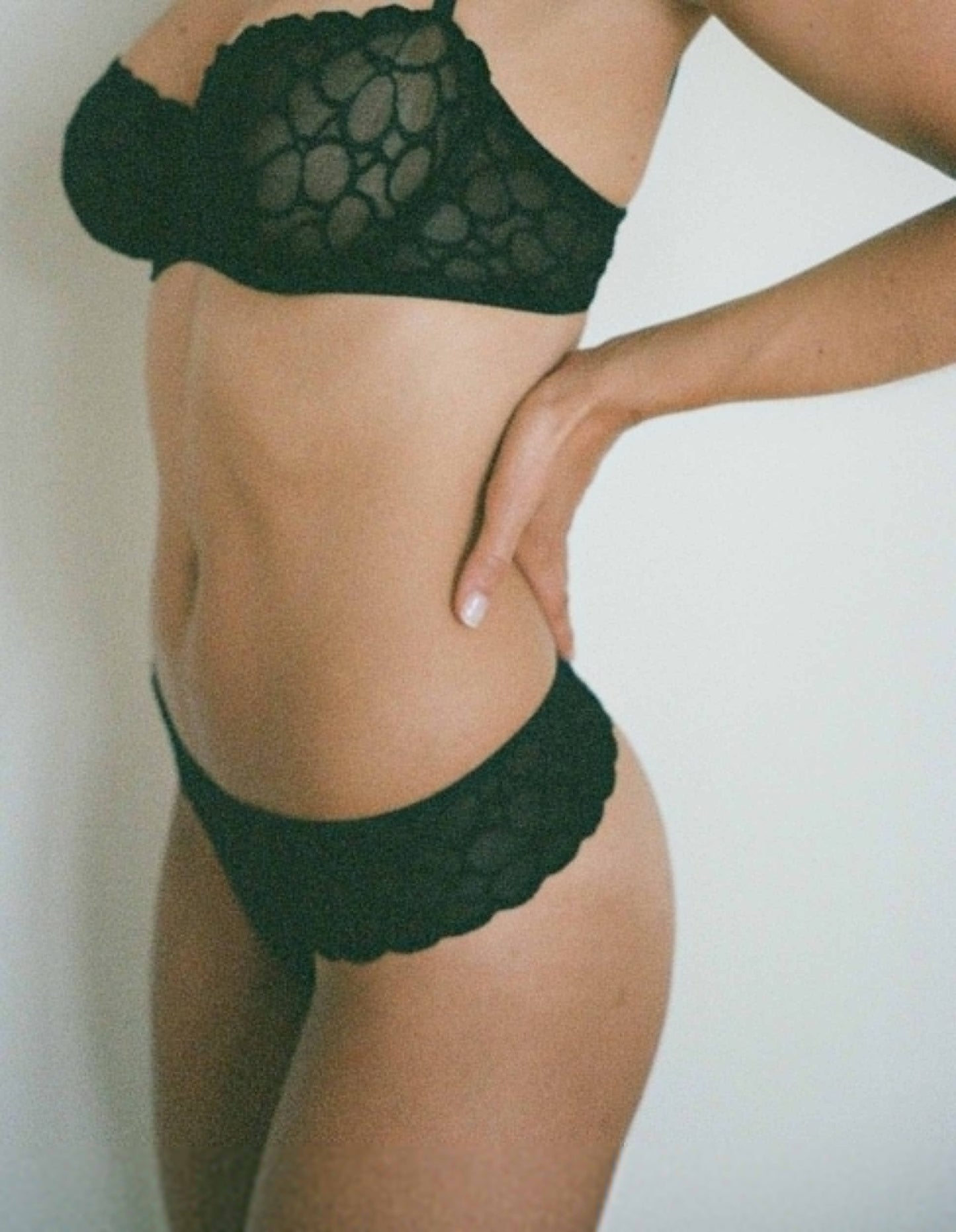 Camille Thong | UNDERLENA