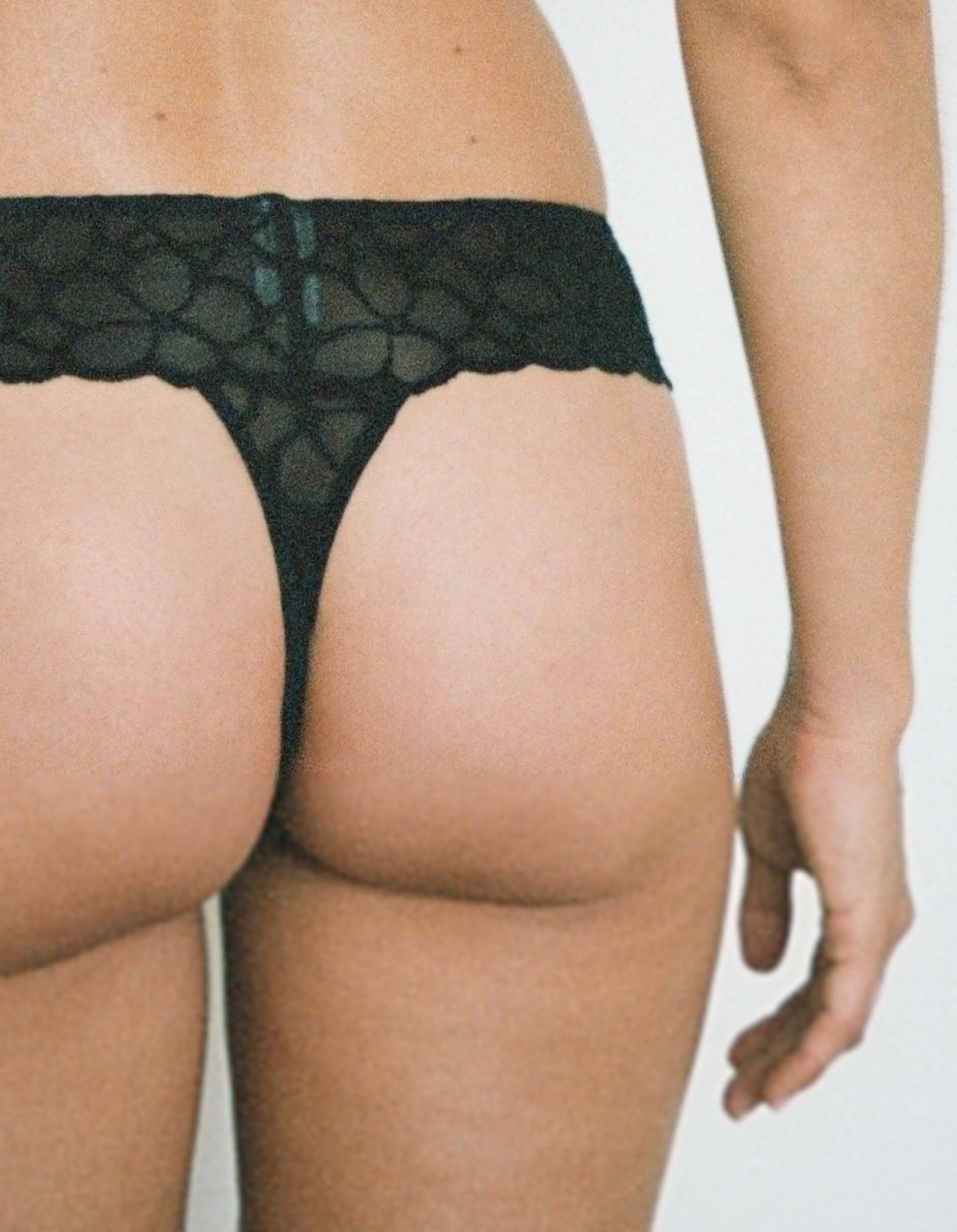 Camille Thong | UNDERLENA