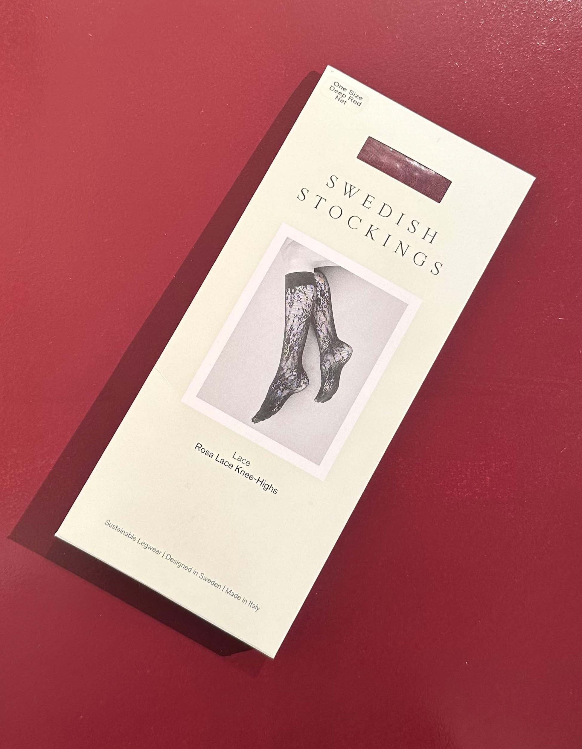 Rosa Lace Knee-Highs Deep Red | UNDERLENA