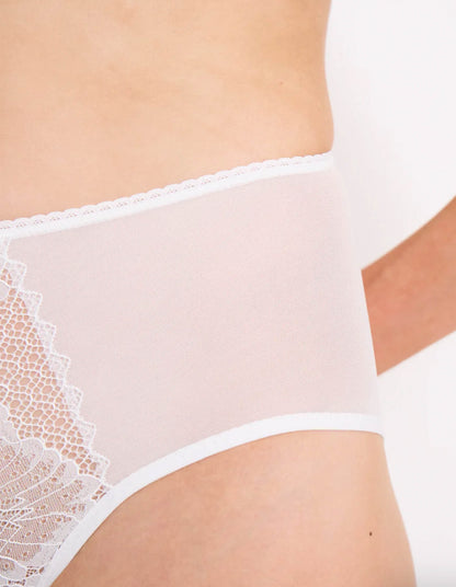 The Hi-Mesh White