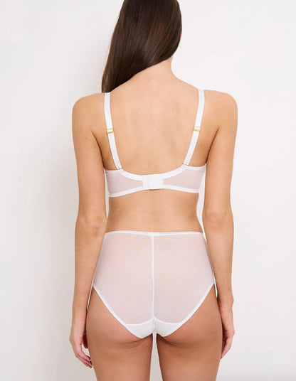 The Hi-Mesh White