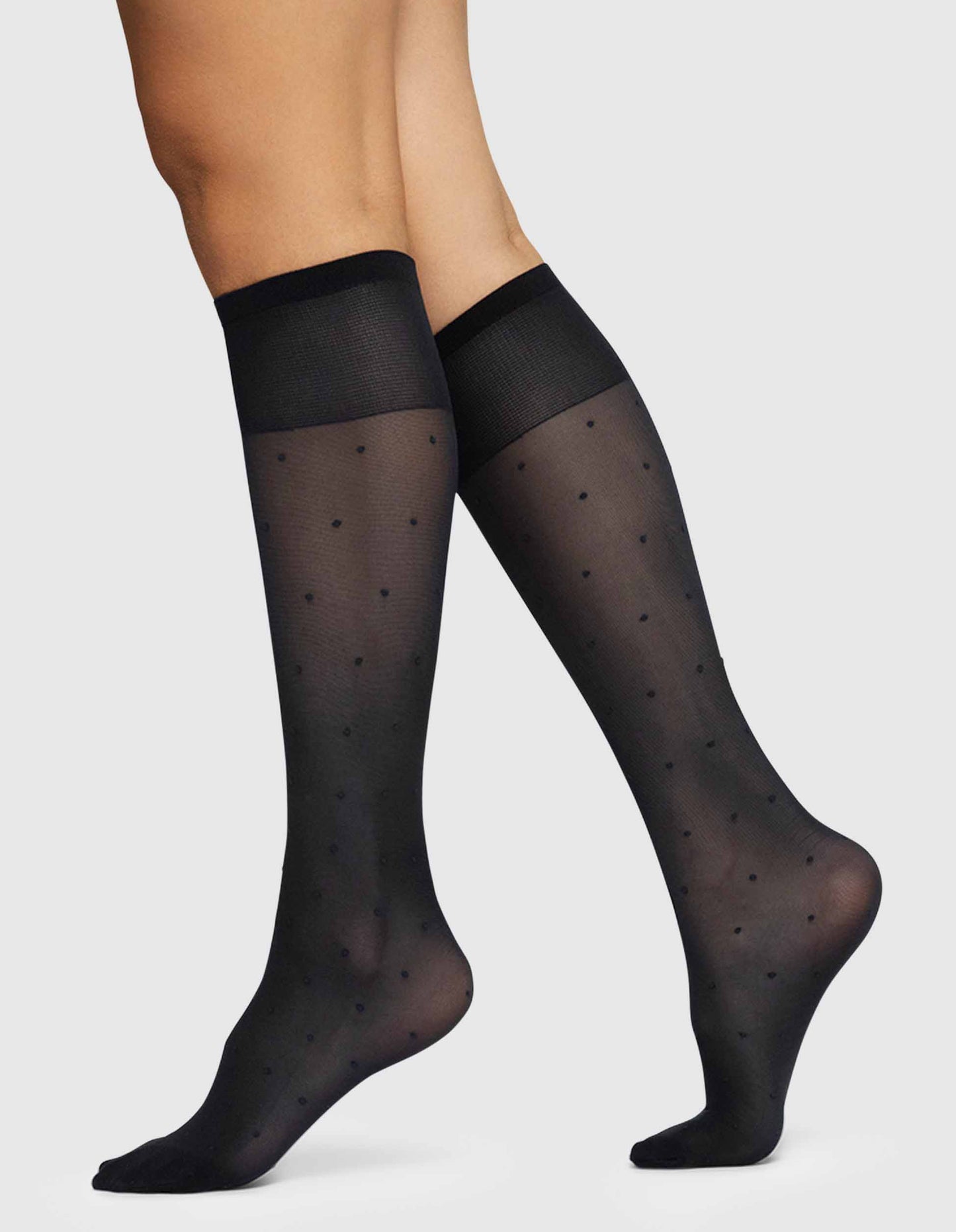 Doris Dots Knee-Highs Black | UNDERLENA